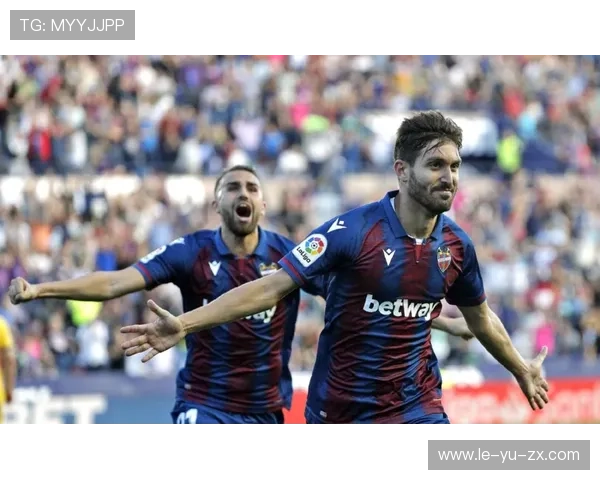 高位逼抢+边中联动：解析智利队战术新思路