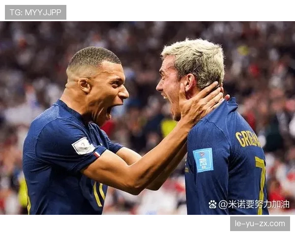 丹麦国家队强势晋级欧洲杯淘汰赛，状态回暖点燃球迷期待