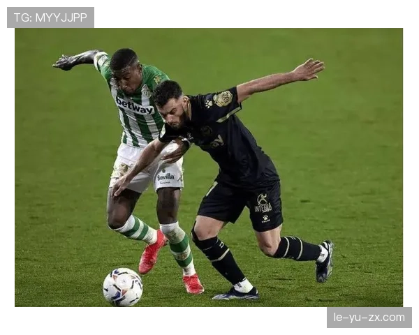 莱万特防线坚如磐石，上赛季获赞无数，新赛季剑指更高荣耀