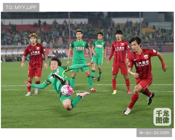 中超精彩瞬间：进球点燃赛场，激情演绎竞技魅力