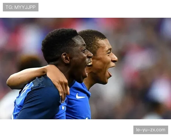 姆巴佩闪耀世界杯舞台，书写年轻天才新传奇